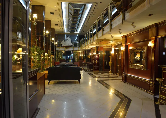 Hotel Royal Carine 4*