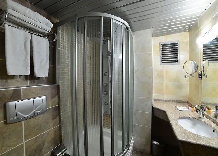 Hotel Royal Carine 4*