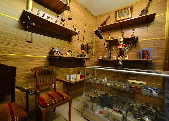 Royal Carine Hotel 4*