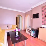 Royal Carine Hotel